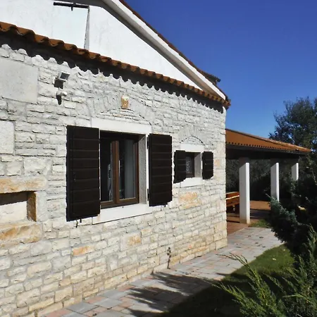 Villa Fuma Marcana