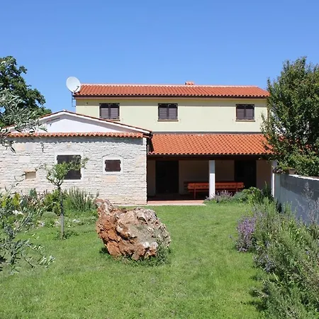 Fuma Villa